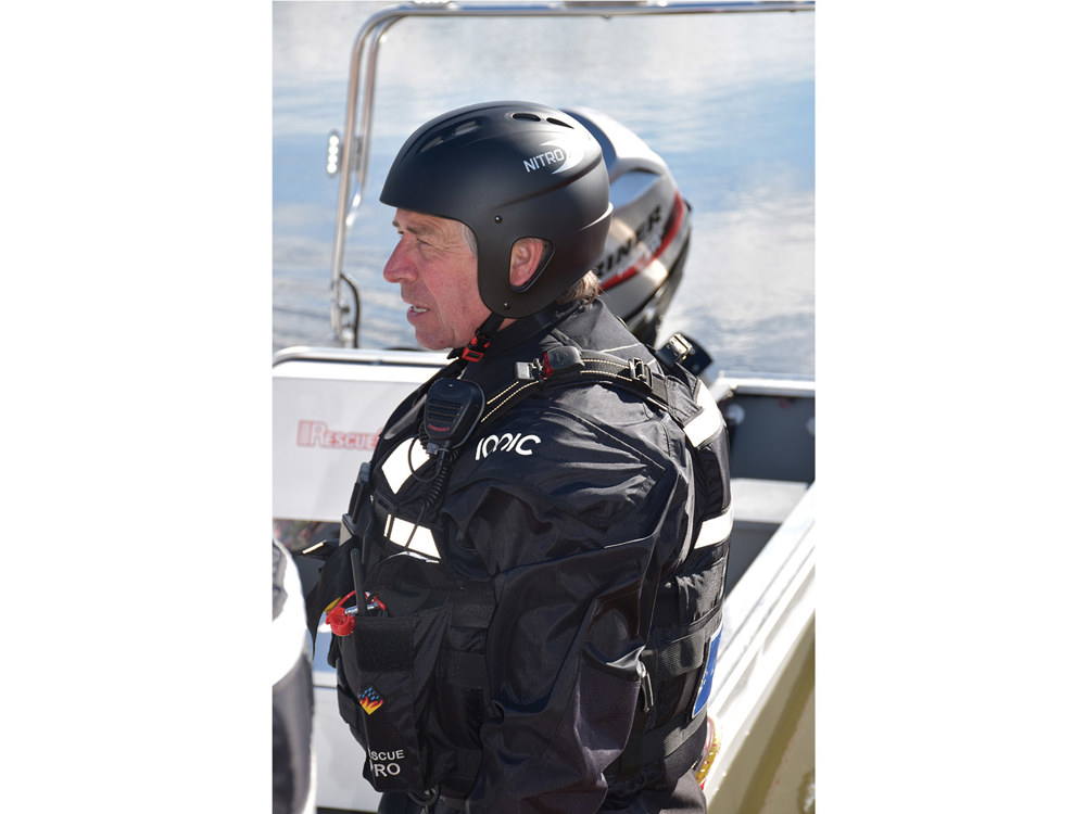 SQ-SAF46030-IONIC-Nitro-XT-Water-Safety-Helmet-Matt-Black.jpg